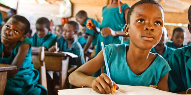 Le Ghana offre l'école gratuite à ses enfants