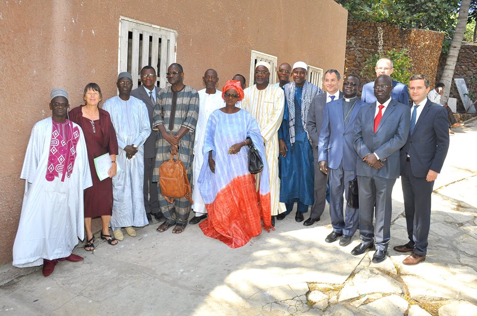Neuvième Colloque sur le dialogue interreligieux : enseigner la paix pour prévenir l'extrémisme en Afrique