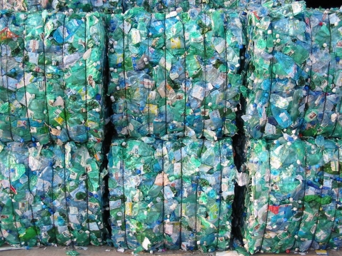 Recuplast, le réseau qui recycle des ordures en or dur au Sénégal !