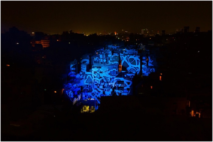ÉGYPTE – LE CAIRE : Un « calligraffiti » géant éclaire le quartier des chiffonniers