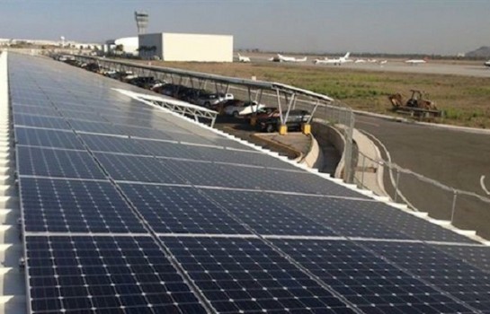 Le Ghana va alimenter trois aéroports à l'énergie solaire