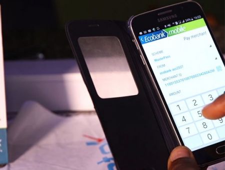 Ecobank: 1 milliard $ via son application de banque mobile
