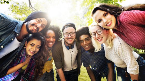 Lemonade, le réseau social qui met du peps dans la vie des expatriés !