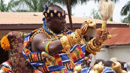Ghana: le roi ashanti Osei Tutu II lance un fonds de développement de plus de 100 millions $