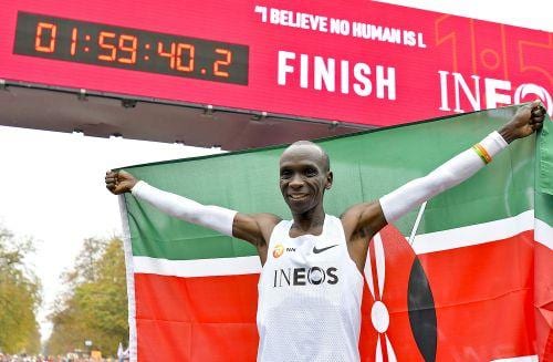 Eliud Kipchoge, le premier être humain à courir un marathon sous la barre des 2 heures