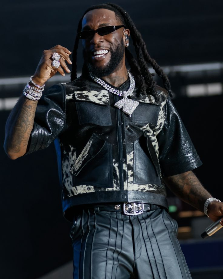 Burna Boy : de Port Harcourt aux scènes mondiales, la victoire de l'Afrobeats