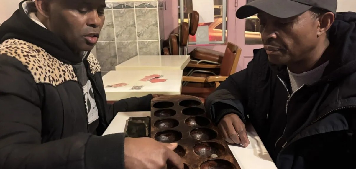 Jeux de société africains et diaspora : jouer ensemble pour rester connectés